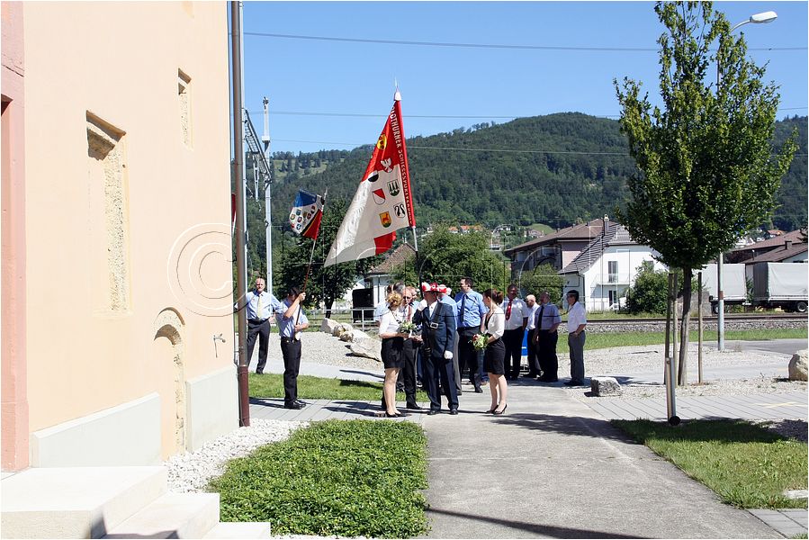 2205.jpg