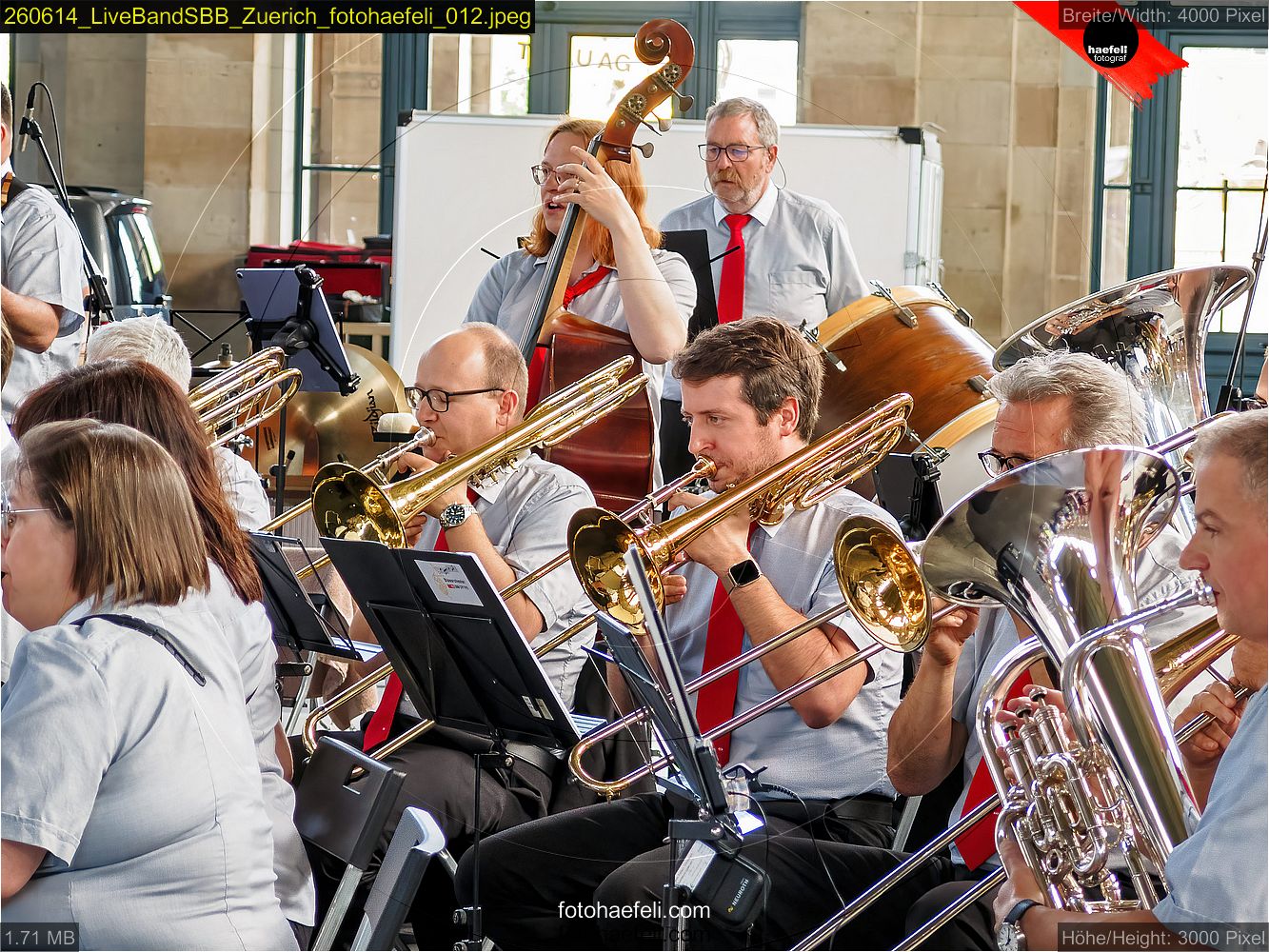 260614_LiveBandSBB_Zuerich_fotohaefeli_012.jpeg