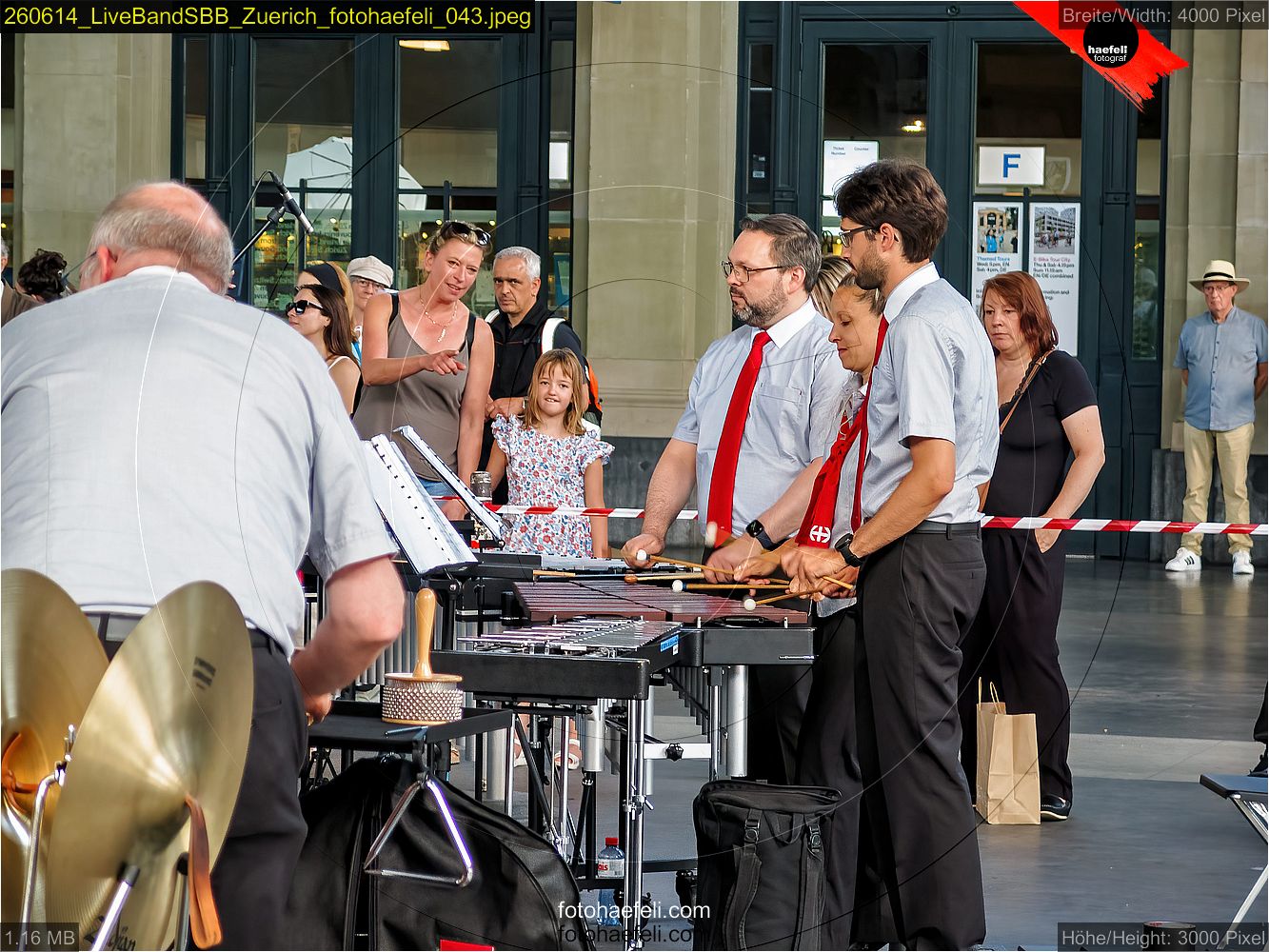 260614_LiveBandSBB_Zuerich_fotohaefeli_043.jpeg