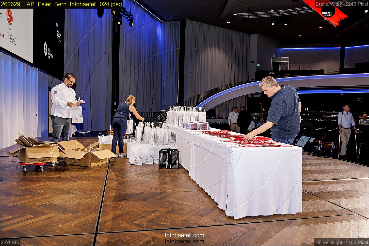 260629_LAP_Feier_Bern_fotohaefeli_024.jpeg