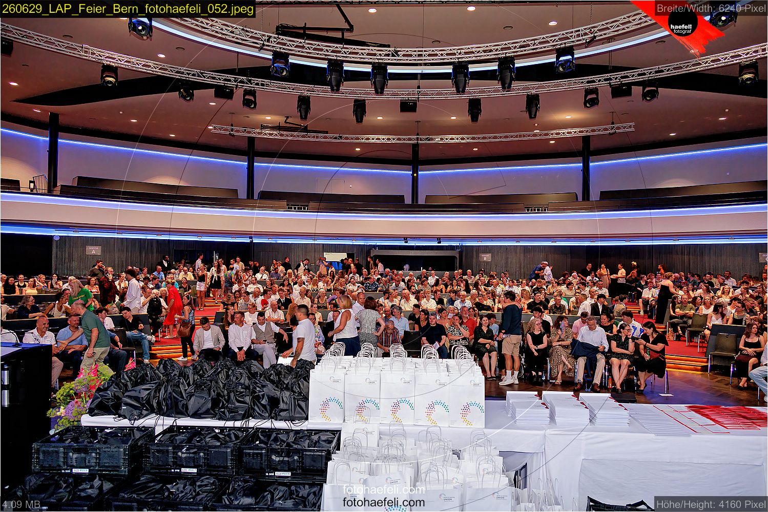 260629_LAP_Feier_Bern_fotohaefeli_052.jpeg
