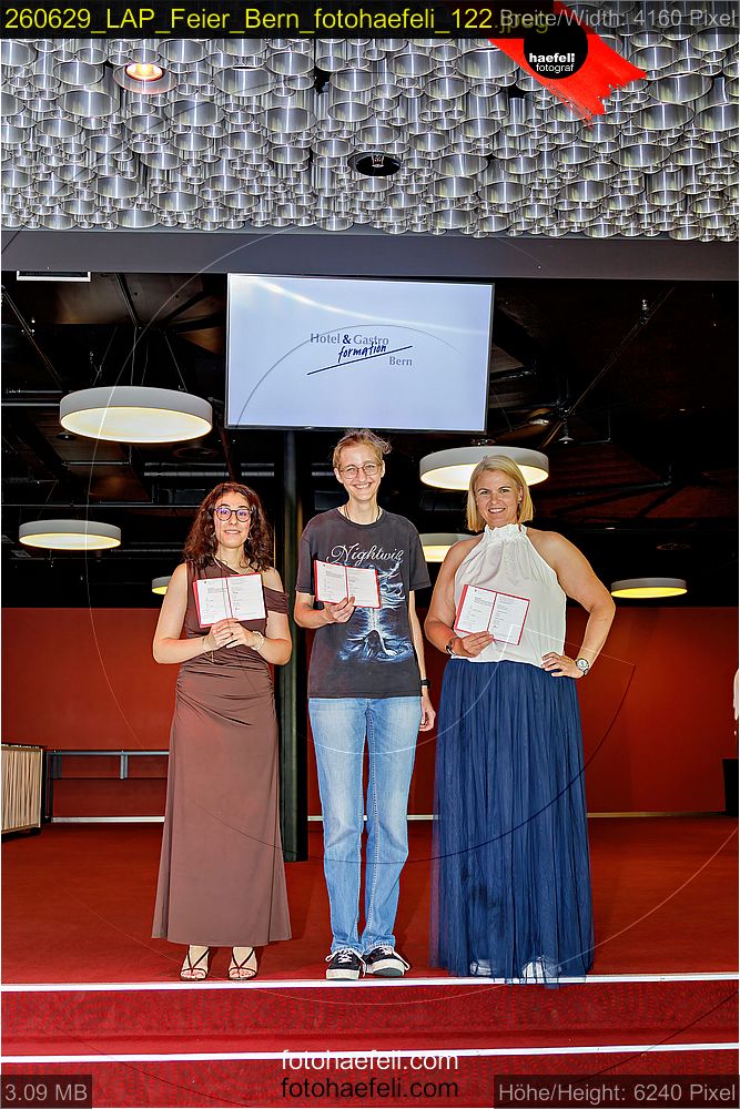 260629_LAP_Feier_Bern_fotohaefeli_122.jpeg