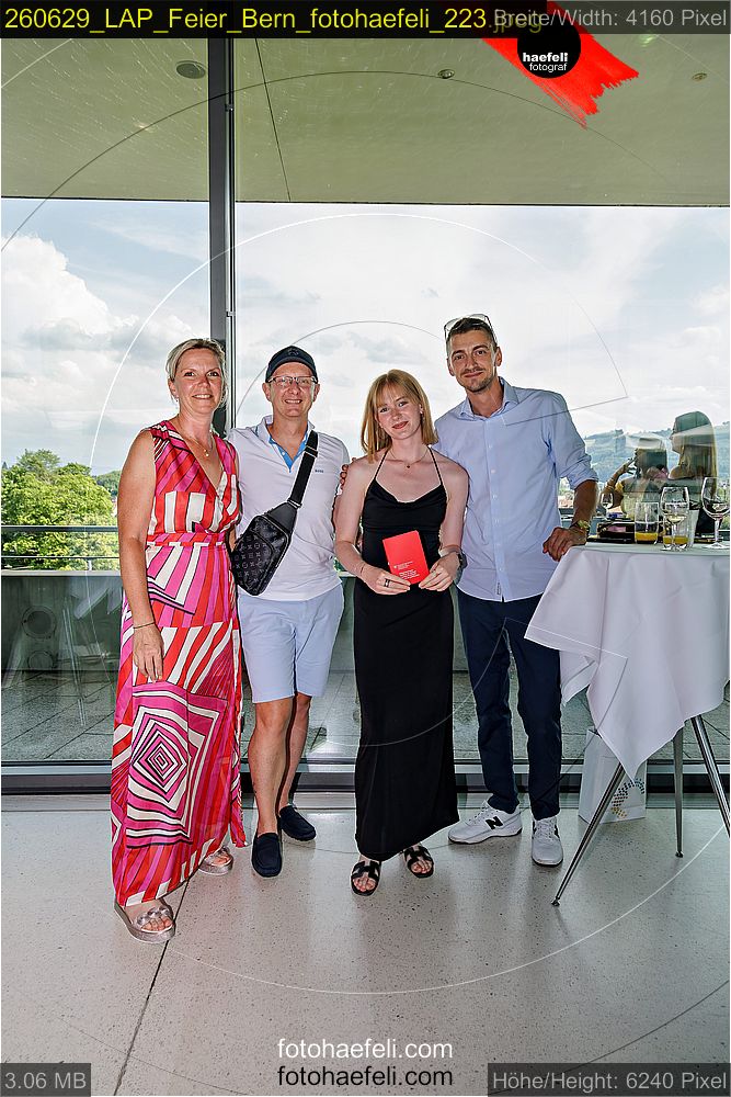 260629_LAP_Feier_Bern_fotohaefeli_223.jpeg