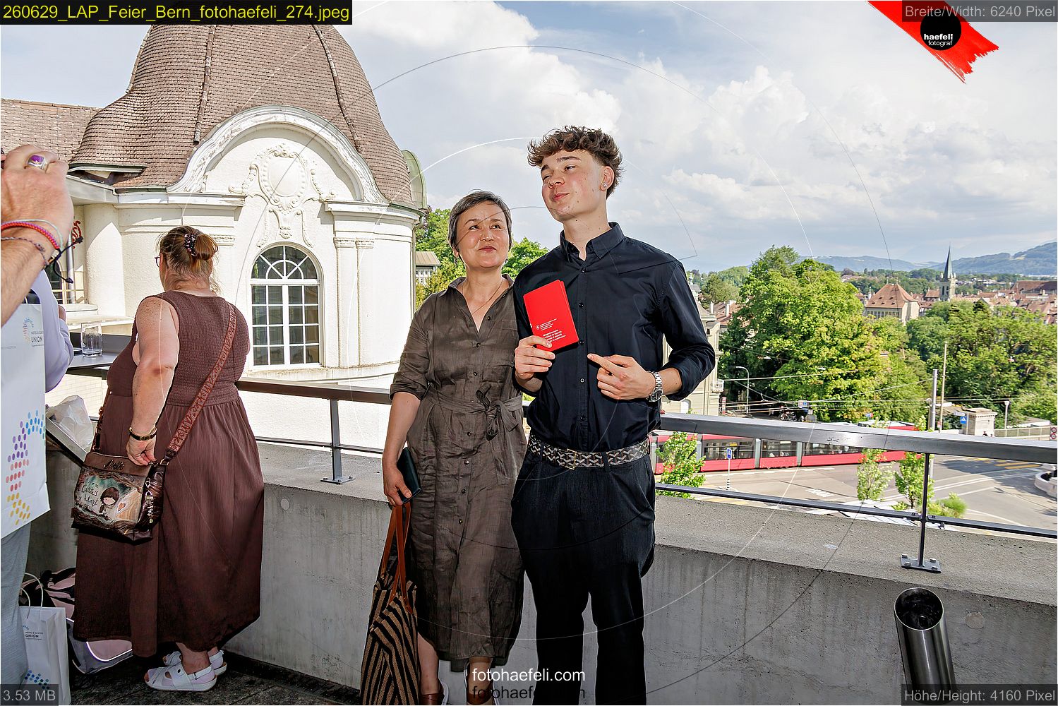 260629_LAP_Feier_Bern_fotohaefeli_274.jpeg