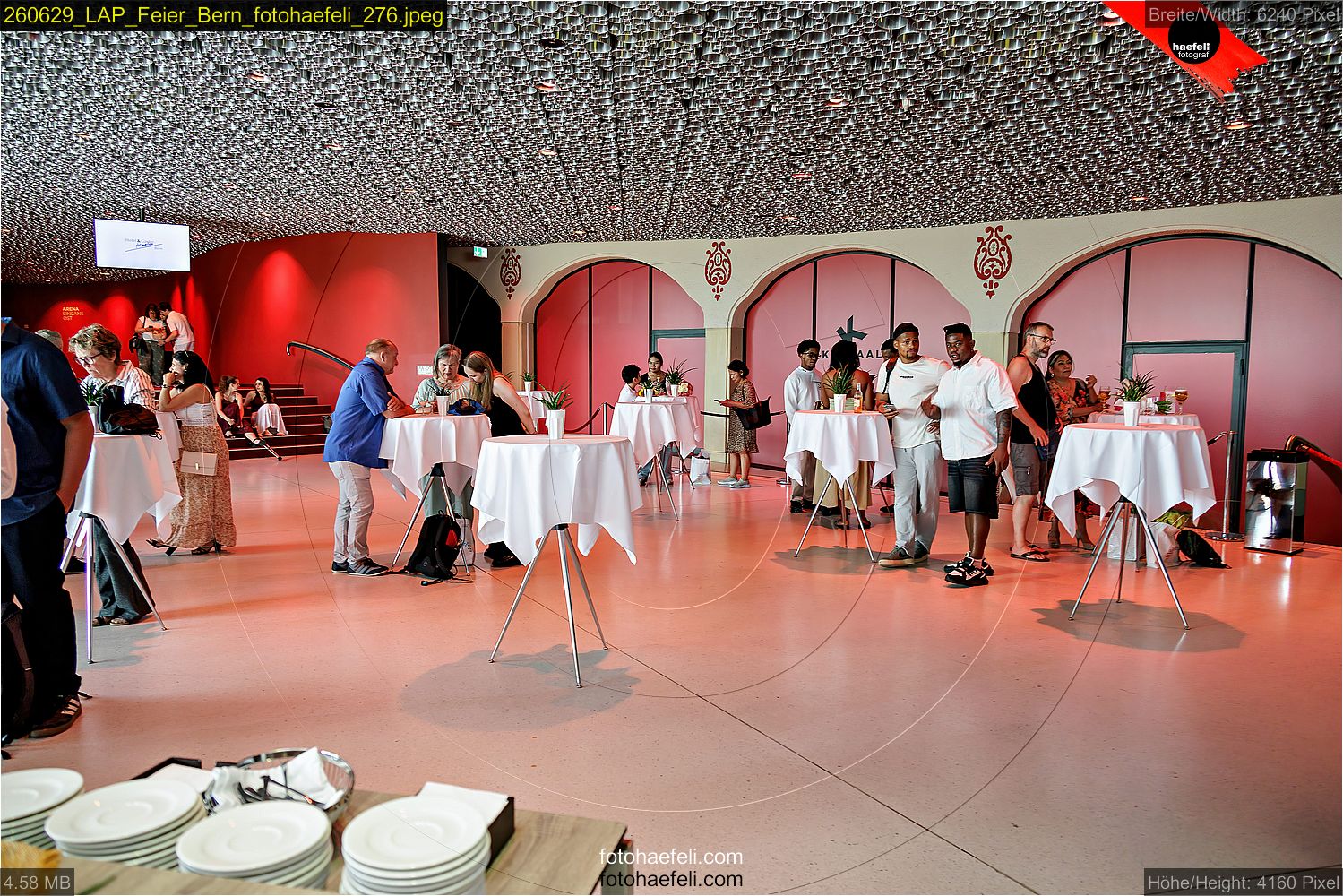 260629_LAP_Feier_Bern_fotohaefeli_276.jpeg