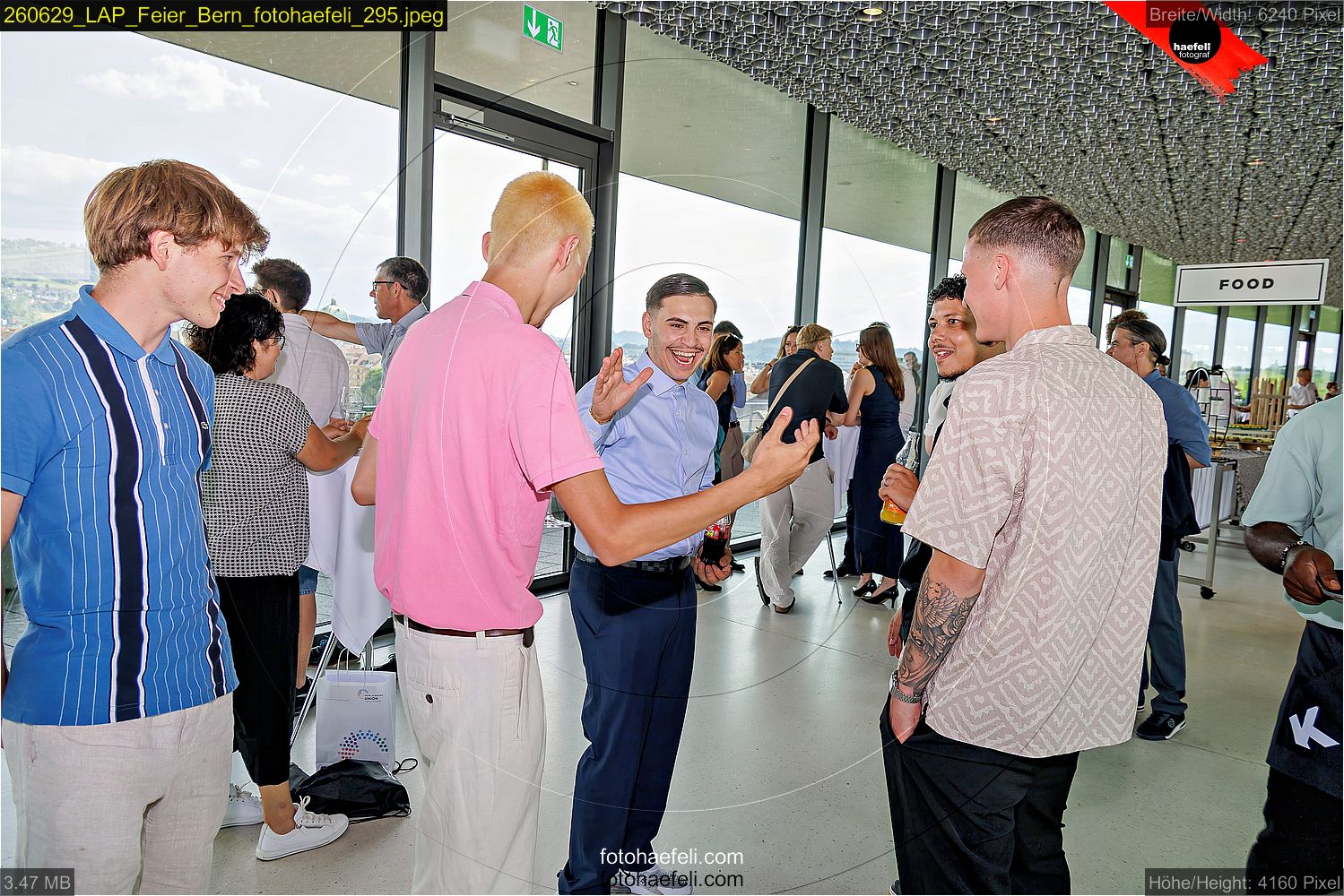 260629_LAP_Feier_Bern_fotohaefeli_295.jpeg