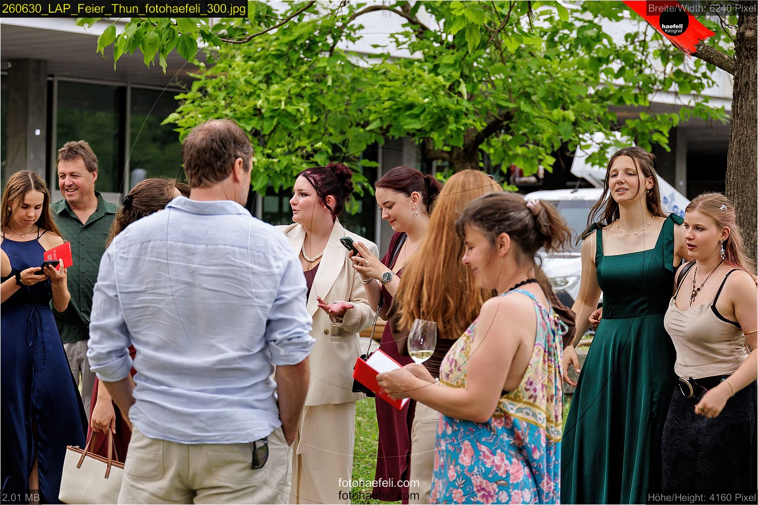 260630_LAP_Feier_Thun_fotohaefeli_300.jpg