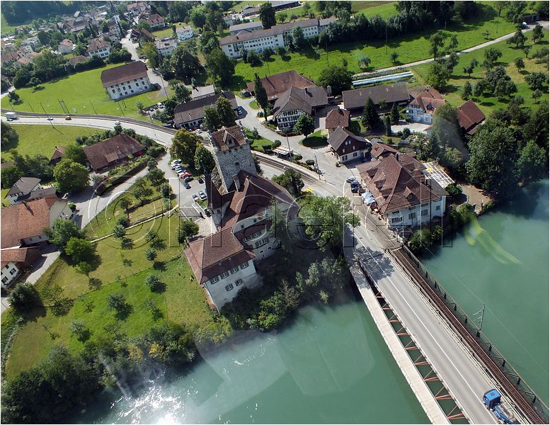 1715.jpg