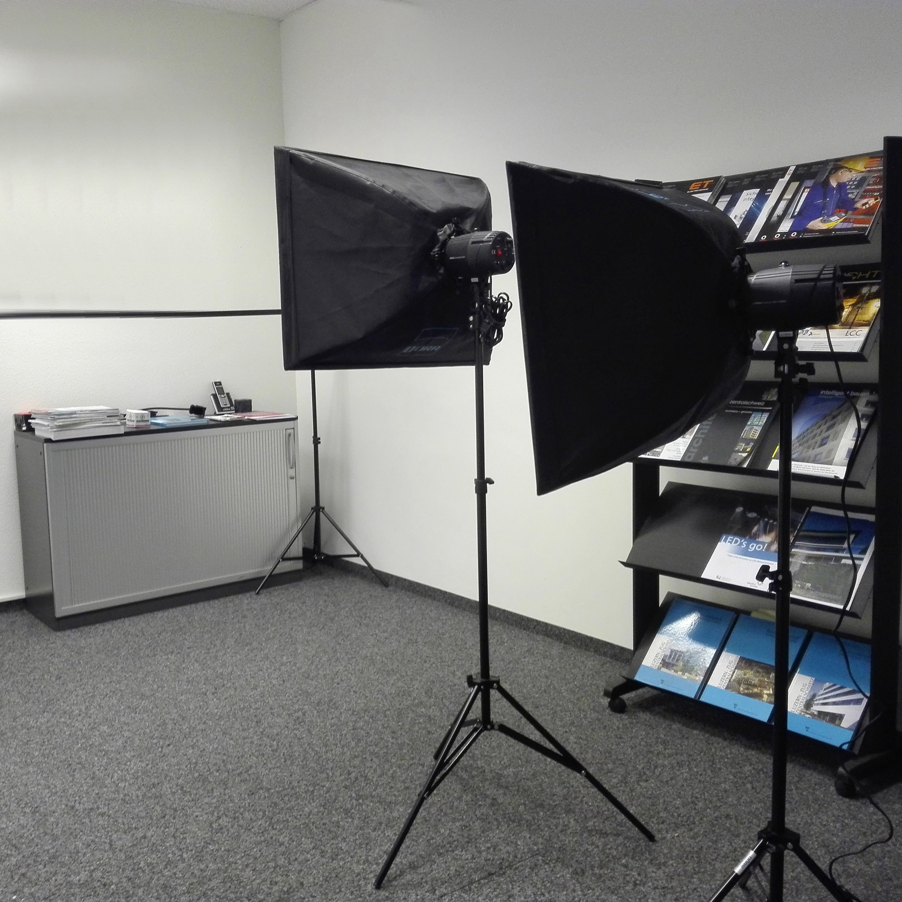 studioblitze mit Softbox Mitarbeitershooting
