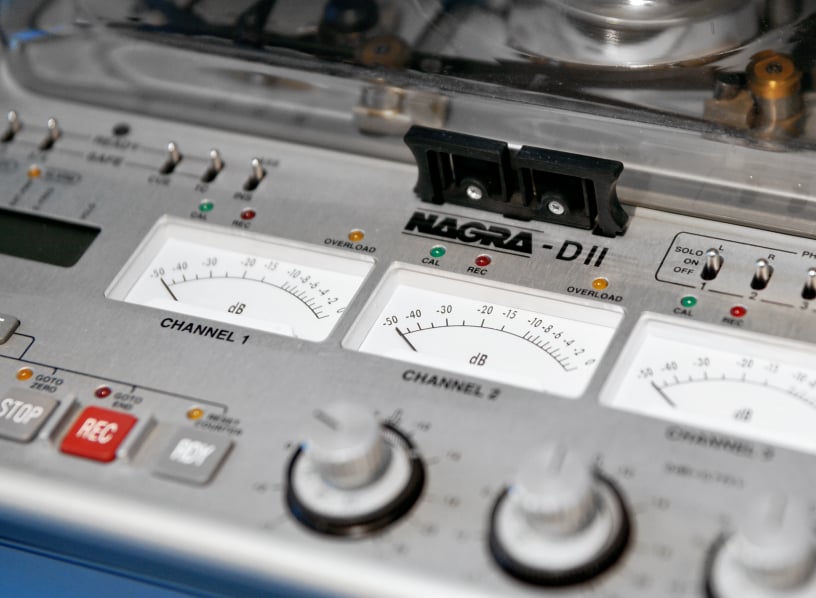 fotohaefeli tonaufnahme mit digitalrecorder und spezialmikrophon in 24bit 48kHz technik nagra kudelski DII