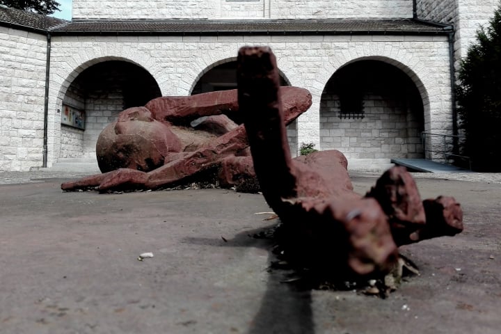 Schang Hutter, Dingkult, Derendingen, Der Verletzlichkeit Raum geben, kunst, fotohaefeli