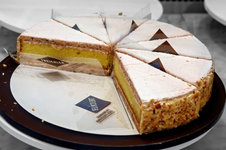 konditorei Treichler Zug, Zuger Kirschtorte, Fotohaefeli, Zug, Kirsch